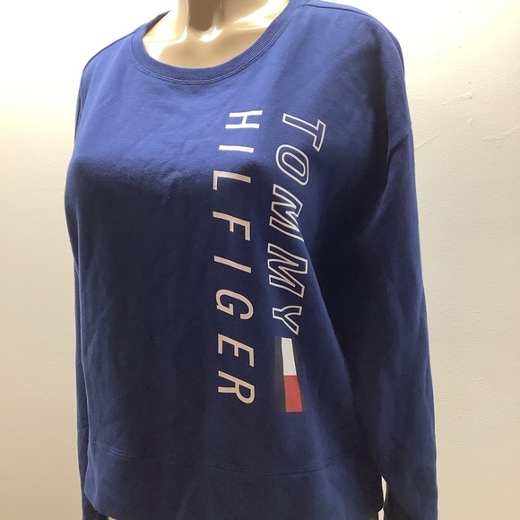 Tommy Hilfiger Size XL Women's Crop Blue Sweatshirt. New With Tags - Picture 2 of 6